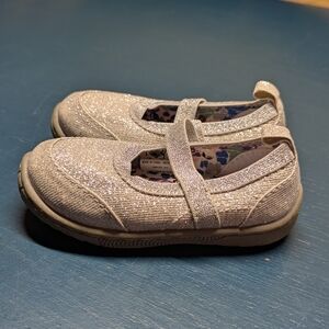 Toddler Sz 5 Kids Glittery Silver Shoes